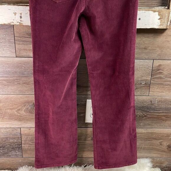 D & CO Women’s Burgundy Corduroy Button Zip Boot Cut Pants Size 6 - Picture 6 of 8